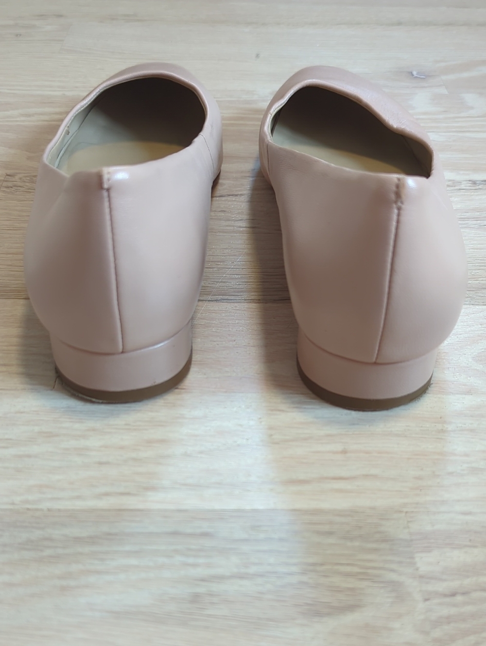 Enzo Angiolini Beige Flats 8 - Picture 2 of 4